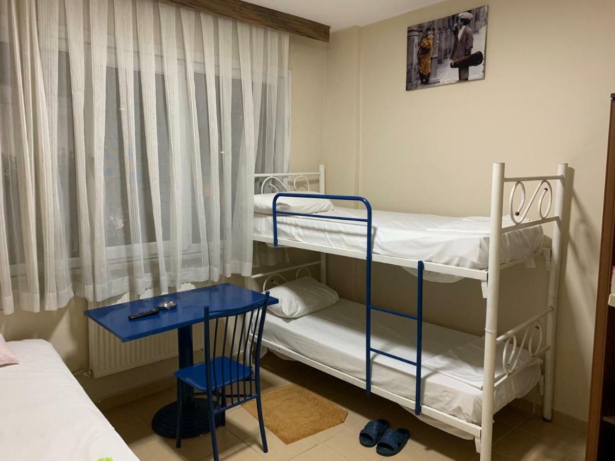 Hayat Pansiyon Hostel Istanbul Exterior photo